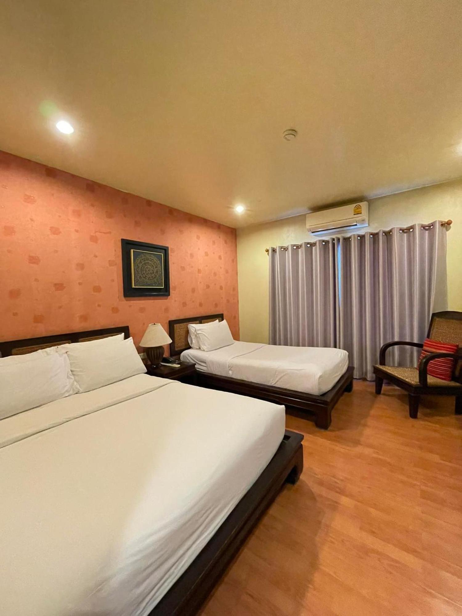 Chiang Mai Thai House,Thapae Екстериор снимка